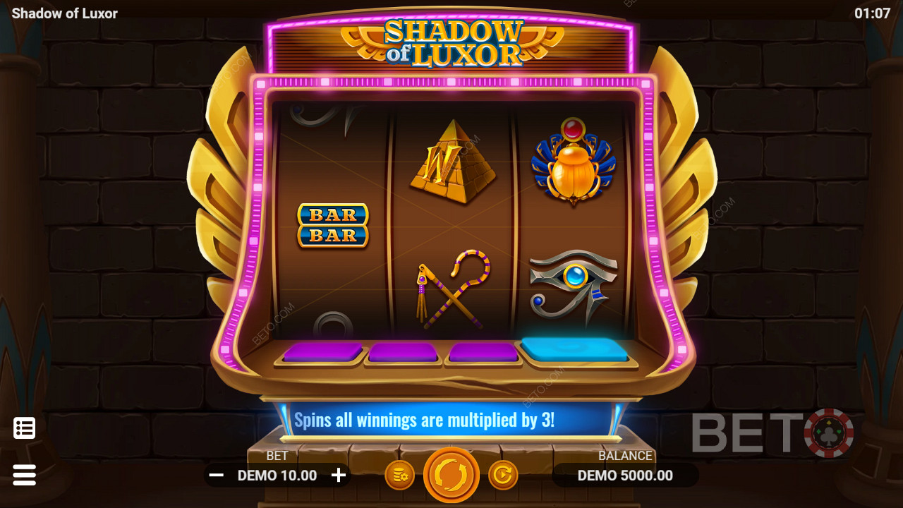 Трибарабанний ігровий автомат з класичними та тематичними символами в Shadow of Luxor