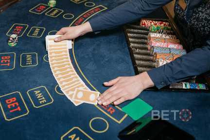 Деякі казино пропонують варіанти без гральної комісії.